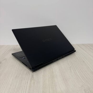 Ігровий ноутбук Б-клас HP Omen 16t-wf000 / 16.1" (1920x1080) IPS / Intel Core i7-13700HX (16 (24) ядер по 2.1 - 5.0 GHz) / 16 GB DDR5 / 512 GB SSD NVMe / nVidia GeForce RTX 4060, 8 GB GDDR6, 128-bit / WebCam