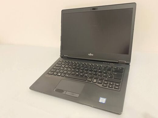 Ноутбук Б-клас Fujitsu LifeBook U748 / 14" (1920x1080) IPS / Intel Core i5-7200U (2 (4) ядра по 2.5 - 3.1 GHz) / 8 GB DDR4 / 256 GB SSD / Intel HD Graphics 620 / WebCam Ноутбук Б-клас Fujitsu LifeBook U748 / 14" (1920x1080) IPS / Intel Core i5-7200U (2 (4) ядра по 2.5 - 3.1 GHz) / 8 GB DDR4 / 256 GB SSD / Intel HD Graphics 620 / WebCam