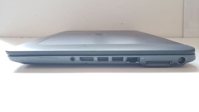 Мобильная рабочая станция HP ZBook 14 G2 / 14" (1920x1080) IPS / Intel Core i7-5600U (2 (4) ядра по 2.6 - 3.2 GHz) / 16 GB DDR3 / 256 GB SSD + 500 GB HDD / AMD FirePro M4150, 1 GB GDDR5, 128-bit / WebCam