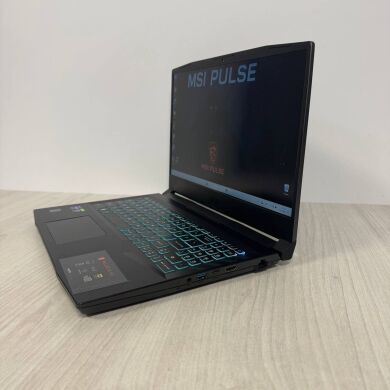 Ігровий ноутбук Б-клас MSI Pulse GL66 12UGKV / 15.6" (1920x1080) IPS / Intel Core i7-12700H (14 (20) ядер по 3.5 - 4.7 GHz) / 16 GB DDR5 / 512 GB SSD NVMe / nVidia GeForce RTX 3070, 8 GB GDDR6, 256-bit / WebCam Ігровий ноутбук Б-клас MSI Pulse GL66 12UGKV / 15.6" (1920x1080) IPS / Intel Core i7-12700H (14 (20) ядер по 3.5 - 4.7 GHz) / 16 GB DDR5 / 512 GB SSD NVMe / nVidia GeForce RTX 3070, 8 GB GDDR6, 256-bit / WebCam