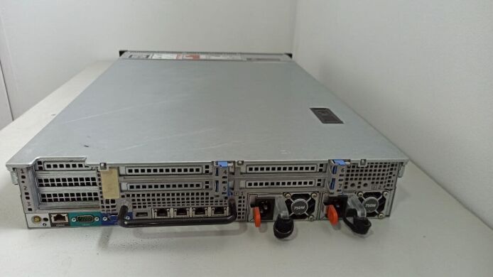 Сервер Dell PowerEdge R720 2U Rack / 2x Intel Xeon E5-2643 (4 (8) ядра по 3.3 - 3.5 GHz) / 128 GB DDR3 / 2x 450 GB HDD (SAS) / iRMC S3 Graphics / Два блоки живлення 750W