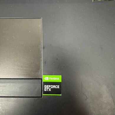 Ігровий ноутбук Dell Alienware 15 R3 / 15.6" (1920x1080) IPS / Intel Core i7-6820HQ (4 (8) ядра по 2.7 - 3.6 GHz) / 16 GB DDR4 / 500 GB SSD / nVidia GeForce GTX 1070, 8 GB GDDR5, 256-bit / WebCam