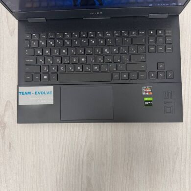 Ігровий ноутбук Б-клас HP Omen 15-en0044ur / 15.6" (1920x1080) IPS / AMD Ryzen 5 4500U (6 ядер по 2.3 - 4.0 GHz) / 16 GB DDR4 / 256 GB SSD NVMe / nVidia GeForce GTX 1650 Ti, 4 GB GDDR6, 128-bit / WebCam