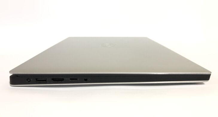 Ігровий ультрабук Dell XPS 15 7590 / 15.6" (3840x2160) IPS Touch / Intel Core i7-9750H (6 (12) ядер по 2.6 - 4.5 GHz) / 32 GB DDR4 / 1000 GB SSD NVMe / nVidia GeForce GTX 1650, 4 GB GDDR5, 128-bit / WebCam / Win 11 Pro