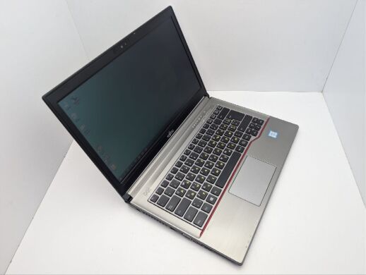 Ноутбук Fujitsu LifeBook E746 / 14" (1366x768) TN / Intel Core i5-6200U (2 (4) ядра по 2.3 - 2.8 GHz) / 8 GB DDR4 / 128 GB SSD / Intel HD Graphics 520 / WebCam