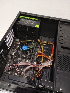 ПК GameMax MT516 Tower / Intel Core i5-4570 (4 ядра по 3.2 - 3.6 GHz) / 8 GB DDR3 / 320 GB HDD / Intel HD Graphics 4600 / 400W