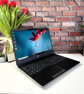 Мобильная рабочая станция Dell Precision 7550 / 15.6" (1920x1080) IPS / Intel Core i7-10750H (6 (12) ядер по 2.6 - 5.0 GHz) / 64 GB DDR4 / 1000 GB SSD / nVidia Quadro RTX 3000, 6 GB GDDR6, 192-bit / WebCam