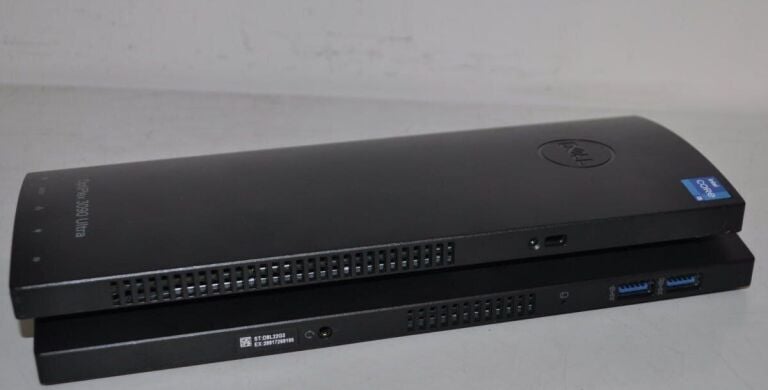 Неттоп Dell OptiPlex 3090 Ultra USFF / Intel Core i5-1145G7 (4 (8) ядра по 4.4 GHz) / 16 GB DDR4 / 128 GB SSD M.2 / Intel Iris Xe Graphics / Wi-Fi / Bluetooth / Windows 11 Pro / Блок питания