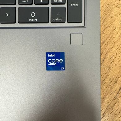 Мобільна робоча станція Б-клас HP ZBook Fury 15 G8 / 15.6" (1920x1080) IPS / Intel Core i7-11850H (8 (16) ядер по 2.1 - 4.8 GHz) / 32 GB DDR4 / 512 GB SSD / nVidia RTX A2000, 4 GB GDDR6, 128-bit / WebCam