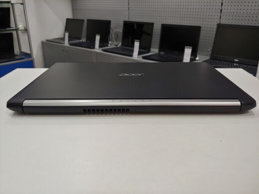 ACER ASPIRE 5-A515-51-75BY / 15.6" (1920x1080) TN / Intel Core i7-7500U (2 (4) ядра по 2.7 - 3.5 GHz) / 8 GB DDR4 / 240 GB SSD / WebCam