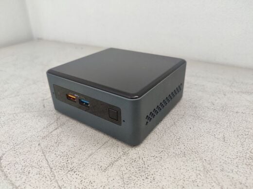 Неттоп Intel NUC (NUC7JY) USFF / Intel Celeron J4025 (2 ядра по 2.0 - 2.9 GHz) / 4 GB DDR4 / 128 GB SSD / Intel UHD Graphics 600 / Wi-Fi / Bluetooth + Блок живлення