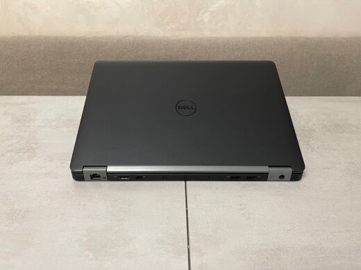 Ультрабук Dell Latitude E7470 / 14" (1920x1080) IPS / Intel Core i7-6600U (2 (4) ядра по 2.6 - 3.4 GHz) / 16 GB DDR4 / 256 GB SSD / Intel HD Graphics 520 / WebCam Ультрабук Dell Latitude E7470 / 14" (1920x1080) IPS / Intel Core i7-6600U (2 (4) ядра по 2.6 - 3.4 GHz) / 16 GB DDR4 / 256 GB SSD / Intel HD Graphics 520 / WebCam