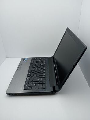 Игровой ноутбук Acer Medion P6816 / 15.6" (1366x768) TN / Intel Core i7-2670QM (4 (8) ядра по 2.2 - 3.1 GHz) / 8 GB DDR3 / 640 GB HDD / nVidia GeForce GT 650M, 2 GB GDDR5, 128-bit / WebCam Игровой ноутбук Acer Medion P6816 / 15.6" (1366x768) TN / Intel Core i7-2670QM (4 (8) ядра по 2.2 - 3.1 GHz) / 8 GB DDR3 / 640 GB HDD / nVidia GeForce GT 650M, 2 GB GDDR5, 128-bit / WebCam