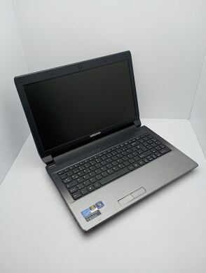 Игровой ноутбук Acer Medion P6816 / 15.6" (1366x768) TN / Intel Core i7-2670QM (4 (8) ядра по 2.2 - 3.1 GHz) / 8 GB DDR3 / 640 GB HDD / nVidia GeForce GT 650M, 2 GB GDDR5, 128-bit / WebCam Игровой ноутбук Acer Medion P6816 / 15.6" (1366x768) TN / Intel Core i7-2670QM (4 (8) ядра по 2.2 - 3.1 GHz) / 8 GB DDR3 / 640 GB HDD / nVidia GeForce GT 650M, 2 GB GDDR5, 128-bit / WebCam