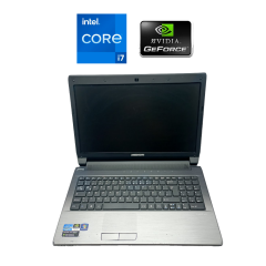 Игровой ноутбук Acer Medion P6816 / 15.6" (1366x768) TN / Intel Core i7-2670QM (4 (8) ядра по 2.2 - 3.1 GHz) / 8 GB DDR3 / 640 GB HDD / nVidia GeForce GT 650M, 2 GB GDDR5, 128-bit / WebCam