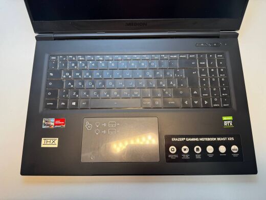 Игровой ноутбук Б-класс Medion Erazer Beast X25-MD 63835 / 17.3" (1920x1080) IPS / AMD Ryzen 9 5900HX (8 (16) ядер по 3.3 - 4.6 GHz) / 32 GB DDR4 / 2000 GB SSD NVMe / nVidia GeForce RTX 3080, 16 GB GDDR6, 256-bit / WebCam
