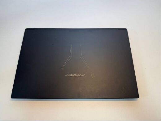 Игровой ноутбук Б-класс Medion Erazer Beast X25-MD 63835 / 17.3" (1920x1080) IPS / AMD Ryzen 9 5900HX (8 (16) ядер по 3.3 - 4.6 GHz) / 32 GB DDR4 / 2000 GB SSD NVMe / nVidia GeForce RTX 3080, 16 GB GDDR6, 256-bit / WebCam