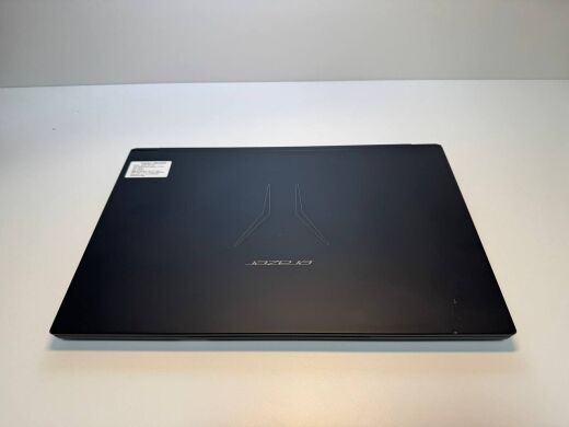 Игровой ноутбук Б-класс Medion Erazer Beast X25-MD 63835 / 17.3" (1920x1080) IPS / AMD Ryzen 9 5900HX (8 (16) ядер по 3.3 - 4.6 GHz) / 32 GB DDR4 / 2000 GB SSD NVMe / nVidia GeForce RTX 3080, 16 GB GDDR6, 256-bit / WebCam