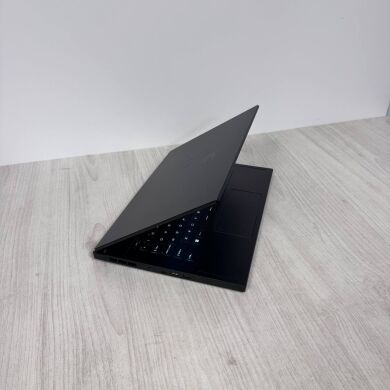 Ігровий ноутбук MSI Stealth GS66 12UGS / 15.6" (1920x1080) IPS / Intel Core i9-12900H (14 (20) ядер по 3.8 - 5.0 GHz) / 32 GB DDR5 / 1000 GB SSD / nVidia GeForce RTX 3070 Ti, 8 GB GDDR6, 256-bit / WebCam