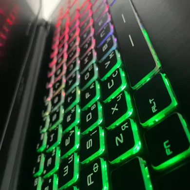 Мобильная рабочая станция Б-класс MSI WE72 7RJ / 17.3" (1920x1080) IPS / Intel Core i7-7700HQ (4 (8) ядра по 2.8 - 3.8 GHz) / 32 GB DDR4 / 512 GB SSD / nVidia Quadro M2200, 4 GB GDDR5, 128-bit / WebCam / HDMI