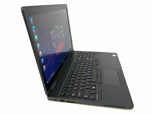 Мобільна робоча станція Dell Precision 3520 / 15.6" (1920x1080) TN / Intel Core i5-7440HQ (4 ядра по 2.8 - 3.8 GHz) / 16 GB DDR4 / 512 GB SSD / nVidia Quadro M620, 2 GB GDDR5, 128-bit / WebCam