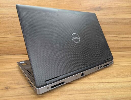 Мобільна робоча станція Dell Precision 7540 / 15.6" (1920x1080) IPS / Intel Core i7-9850H (6 (12) ядер по 2.6 - 4.6 GHz) / 32 GB DDR4 / 512 GB SSD / nVidia Quadro RTX 3000, 6 GB GDDR6, 192-bit / WebCam / TouchID / Windows 10