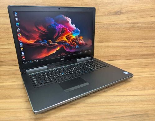Мобільна робоча станція Dell Precision 7720 / 17.3" (1920x1080) IPS / Intel Xeon E3-1545M v5 (4 (8) ядра по 2.9 - 3.8 GHz) / 32 GB DDR4 / 512 GB SSD / nVidia Quadro P4000, 8 GB GDDR5, 256-bit / WebCam / Windows 10