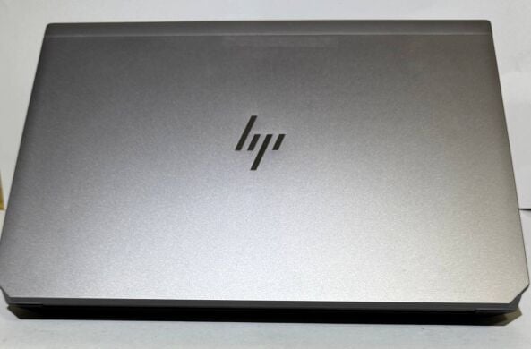 Мобільна робоча станція HP ZBook 17 G6 / 17.3" (1920x1080) IPS / Intel Core i7-9750H (6 (12) ядер по 2.6 - 4.5 GHz) / 16 GB DDR4 / 512 GB SSD / nVidia Quadro T1000, 4 GB GDDR5, 128-bit / WebCam