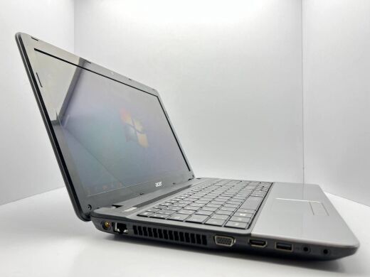 Ноутбук Acer E1-531 / 15.6" (1366x768) TN / Intel Pentium B960 (2 ядра по 2.2 GHz) / 4 GB DDR3 / 320 GB HDD / Intel HD Graphics / WebCam