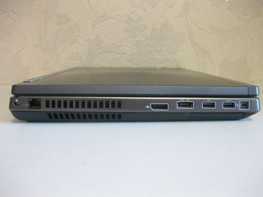 Рабочая станция HP EliteBook 8570w / 15.6" (1920x1080) TN / Intel Core i7-3820QM (4 (8) ядра по 2.7 - 3.7 GHz) / 8 GB DDR3 / 256 GB SSD+500 GB HDD / nVidia Quadro K2000M, 2 GB DDR3, 128-bit / WebCam / DVD-RW / USB 3.0 / АКБ не держит Рабочая станция HP EliteBook 8570w / 15.6" (1920x1080) TN / Intel Core i7-3820QM (4 (8) ядра по 2.7 - 3.7 GHz) / 8 GB DDR3 / 256 GB SSD+500 GB HDD / nVidia Quadro K2000M, 2 GB DDR3, 128-bit / WebCam / DVD-RW / USB 3.0 / АКБ не держит