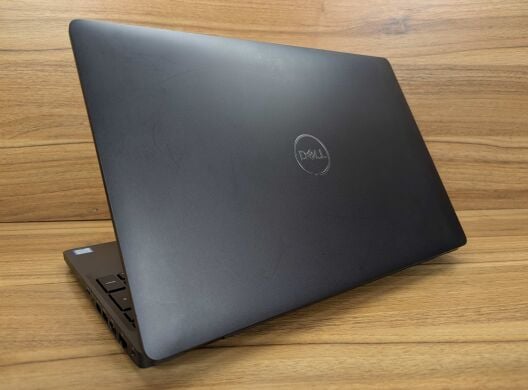Ультрабук Dell Latitude 5500 / 15.6" (1920x1080) IPS / Intel Core i7-8665U (4 (8) ядра по 1.9 - 4.8 GHz) / 16 GB DDR4 / 480 GB SSD / Intel UHD Graphics / WebCam / TouchID / Windows 10 Ультрабук Dell Latitude 5500 / 15.6" (1920x1080) IPS / Intel Core i7-8665U (4 (8) ядра по 1.9 - 4.8 GHz) / 16 GB DDR4 / 480 GB SSD / Intel UHD Graphics / WebCam / TouchID / Windows 10