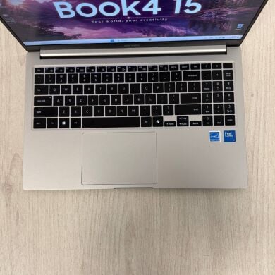 Ультрабук Samsung Galaxy Book4 15 NP750XGK / 15.6" (1920x1080) IPS / Intel Core 7 150U (10 (12) ядер по 1.8 - 5.4 GHz) / 16 GB DDR4 / 256 GB SSD / Intel Graphics / WebCam