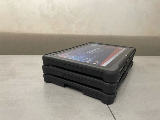 Защищенный планшет Getac F110 G3 / 11.6" (1366x768) IPS / Intel Core i5-6200U (2 (4) ядра по 2.3 - 2.8 GHz) / 8 GB DDR4 / 256 GB SSD / Intel HD Graphics 520 / HDMI / Две батареи