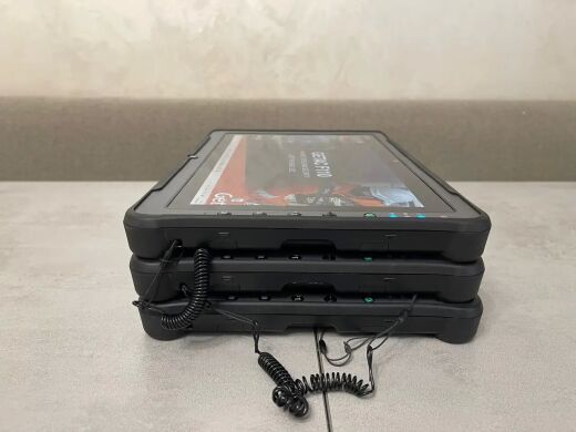 Защищенный планшет Getac F110 G3 / 11.6" (1366x768) IPS / Intel Core i5-6200U (2 (4) ядра по 2.3 - 2.8 GHz) / 8 GB DDR4 / 256 GB SSD / Intel HD Graphics 520 / HDMI / Две батареи