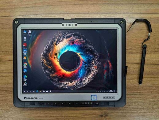 Защищенный планшет Panasonic Toughbook CF-33-1 / 12" (2160x1440) IPS Touch / Intel Core i5-7300U (2 (4) ядра по 2.6 - 3.5 GHz) / 16 GB DDR3 / 512 GB SSD / Intel HD Graphics 620 / WebCam / Keyboard