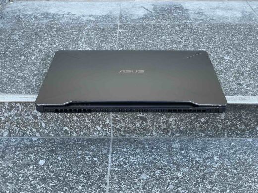 Игровой ноутбук Asus TUF Gaming FX504 / 15.6" (1920x1080) IPS / Intel Core i5-8300H (4 (8) ядра по 2.3 - 4.0 GHz) / 16 GB DDR4 / 256 GB SSD + 500 GB HDD / nVidia GeForce GTX 1060, 3 GB GDDR5, 192-bit / WebCam / Win10 Pro