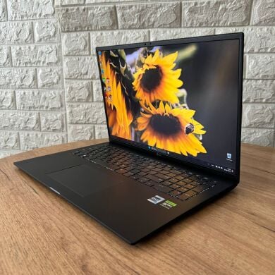 Игровой ультрабук LG Gram 17 17Z90R / 17" (2560x1600) IPS / Intel Core i7-1360P (12 (16) ядер по 3.7 - 5.0 GHz) / 32 GB DDR5 / 2000 GB SSD / nVidia GeForce RTX 3050, 4 GB GDDR6, 128-bit / WebCam