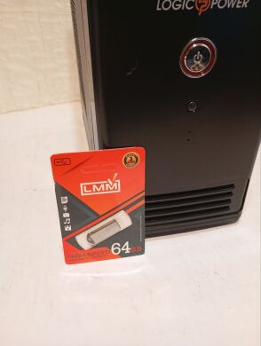 ПК Б-класс LogicPower Tower / Intel Core i5-4590 (4 ядра по 3.3 - 3.7 GHz) / 8 GB DDR3 / 500 GB HDD / Intel HD Graphics 4600 / 370W + USB-флешка