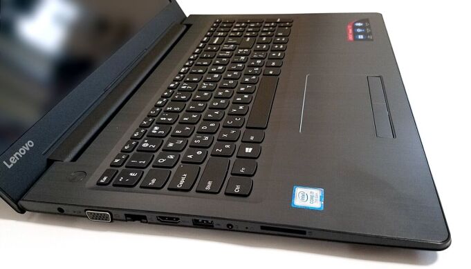 Ноутбук Lenovo IdeaPad 310-15IKB / 15.6" (1366x768) TN Touch / Intel Core i7-7500U (2 (4) ядра по 2.7 - 3.5 GHz) / 8 GB DDR4 / 800 GB SSD / Intel HD Graphics 620 / WebCam / Win 10