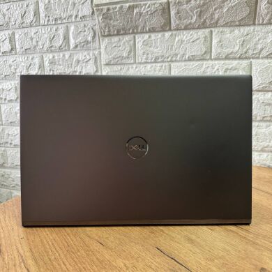 Ігровий ультрабук Dell Vostro 7500 / 15.6" (1920x1080) IPS / Intel Core i7-10750H (6 (12) ядер по 2.6 - 5.0 GHz) / 16 GB DDR4 / 512 GB SSD / nVidia GeForce GTX 1650 Ti, 4 GB GDDR6, 128-bit / WebCam