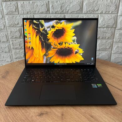 Игровой ультрабук LG Gram 17 17Z90R / 17" (2560x1600) IPS / Intel Core i7-1360P (12 (16) ядер по 3.7 - 5.0 GHz) / 32 GB DDR5 / 2000 GB SSD / nVidia GeForce RTX 3050, 4 GB GDDR6, 128-bit / WebCam