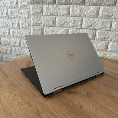 Ігровий ультрабук-трансформер Б-клас Dell XPS 15 9575 / 15.6" (3840x2160) IPS Touch / Intel Core i7-8706G (4 (8) ядра по 3.1 - 4.1 GHz) / 16 GB DDR4 / 256 GB SSD / AMD Radeon RX Vega M GL, 4 GB HBM2, 1024-bit / WebCam