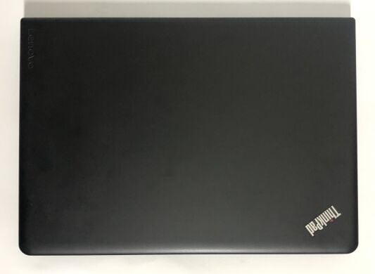 Ноутбук Lenovo ThinkPad E470 / 14" (1920х1080) IPS / Intel Core i5-7200U (2 (4) ядра по 2.5 - 3.1 GHz) / 8 GB DDR4 / 256 GB SSD / Intel HD Graphics 620 / WebCam / Win 10 Home Ноутбук Lenovo ThinkPad E470 / 14" (1920х1080) IPS / Intel Core i5-7200U (2 (4) ядра по 2.5 - 3.1 GHz) / 8 GB DDR4 / 256 GB SSD / Intel HD Graphics 620 / WebCam / Win 10 Home