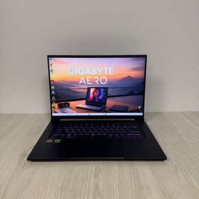 Игровой ноутбук Gigabyte Aero X16 1WH / 16" (2560x1600) IPS / AMD Ryzen AI 7 350 (8 (16) ядер по 2.0 - 5.0 GHz) / 32 GB DDR5 / 1000 GB SSD NVMe / nVidia GeForce RTX 5070, 8 GB GDDR7, 128-bit / WebCam Игровой ноутбук Gigabyte Aero X16 1WH / 16" (2560x1600) IPS / AMD Ryzen AI 7 350 (8 (16) ядер по 2.0 - 5.0 GHz) / 32 GB DDR5 / 1000 GB SSD NVMe / nVidia GeForce RTX 5070, 8 GB GDDR7, 128-bit / WebCam