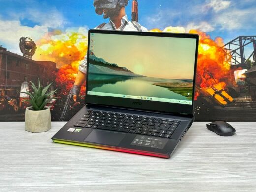 Игровой ноутбук MSI GE66 Raider / 15.6" (3840x2160) IPS / Intel Core i7-10750H (6 (12) ядер по 2.6 - 5.0 GHz) / 16 GB DDR4 / 1000 GB SSD M.2 / nVidia GeForce RTX 2070, 8 GB GDDR6, 256-bit / WebCam / Win 11 Home