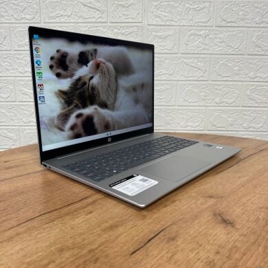 Ультрабук HP Pavilion 16-an0066st / 16" (1920x1200) IPS / Intel Core Ultra 5 125U (12 (14) ядер по 1.3 - 4.3 GHz) / 8 GB DDR5 / 512 GB SSD / Intel Graphics / WebCam