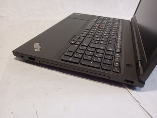 Ноутбук Б-класс Lenovo ThinkPad L540 / 15.6" (1366x768) TN / Intel Core i3-4000M (2 (4) ядра по 2.4 GHz) / 8 GB DDR3 / 500 GB HDD / Intel HD Graphics 4600 / АКБ не держит