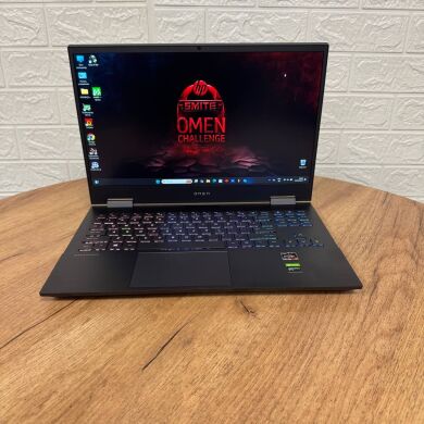 Игровой ноутбук HP Omen 15-en0023dx / 15.6" (1920x1080) IPS / AMD Ryzen 7 4800H (8 (16) ядер по 2.9 - 4.2 GHz) / 16 GB DDR4 / 1000 GB SSD / nVidia GeForce GTX 1660 Ti, 6 GB GDDR6, 192-bit / WebCam