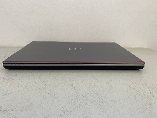 Мобильная рабочая станция Fujitsu Celsius H730 / 15.6" (1920x1080) IPS / Intel Core i7-4800MQ (4 (8) ядра по 2.7 - 3.7 GHz) / 16 GB DDR3 / 128 GB SSD / nVidia Quadro K1100M, 2 GB GDDR5, 128-bit / WebCam / DVD-ROM