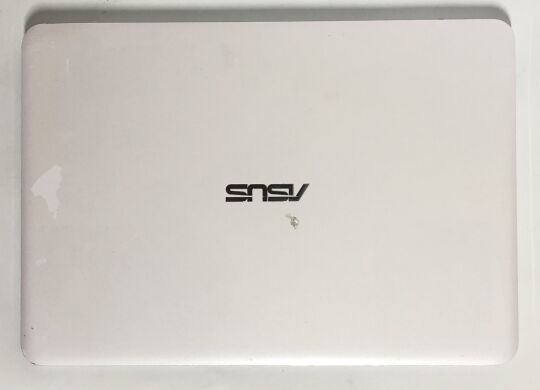 Ультрабук Б-класс Asus ZenBook UX305C / 13.3" (1920x1080) IPS / Intel Core m3-6Y30 (2 (4) ядра по 2.2 GHz) / 8 GB DDR3 / 128 GB SSD / Intel HD Graphics 615 / WebCam / Win 10 Home